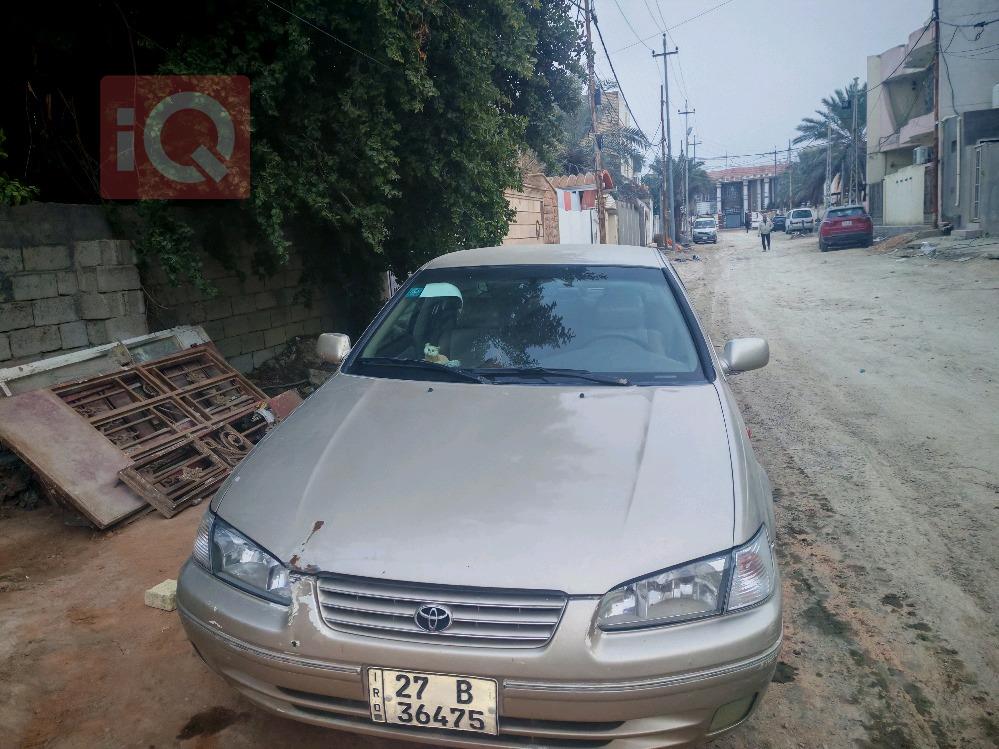 تۆیۆتا کامری